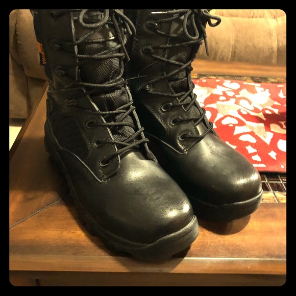 Water proof boots - Picture 1 of 1